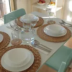 Free Parking & 5min Walk To Subway Lisboa