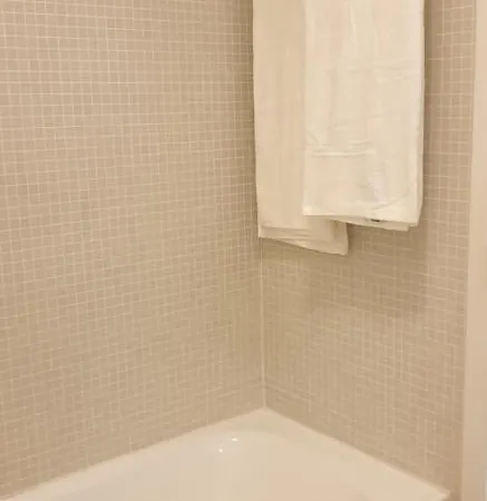 Apartment 5min Walk From Subway Station & Free Parking