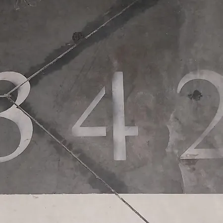 Free Parking & 5Min Walk To Subway 公寓 Lisboa