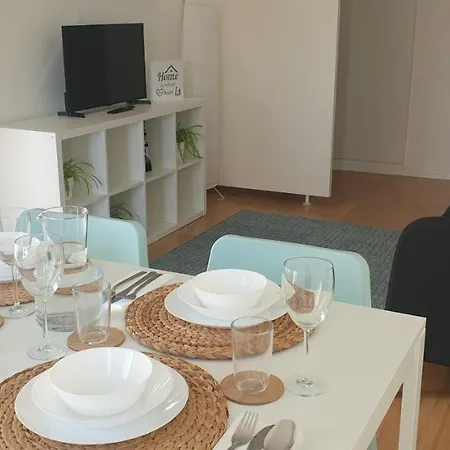 Apartament Free Parking & 5min Walk To Subway